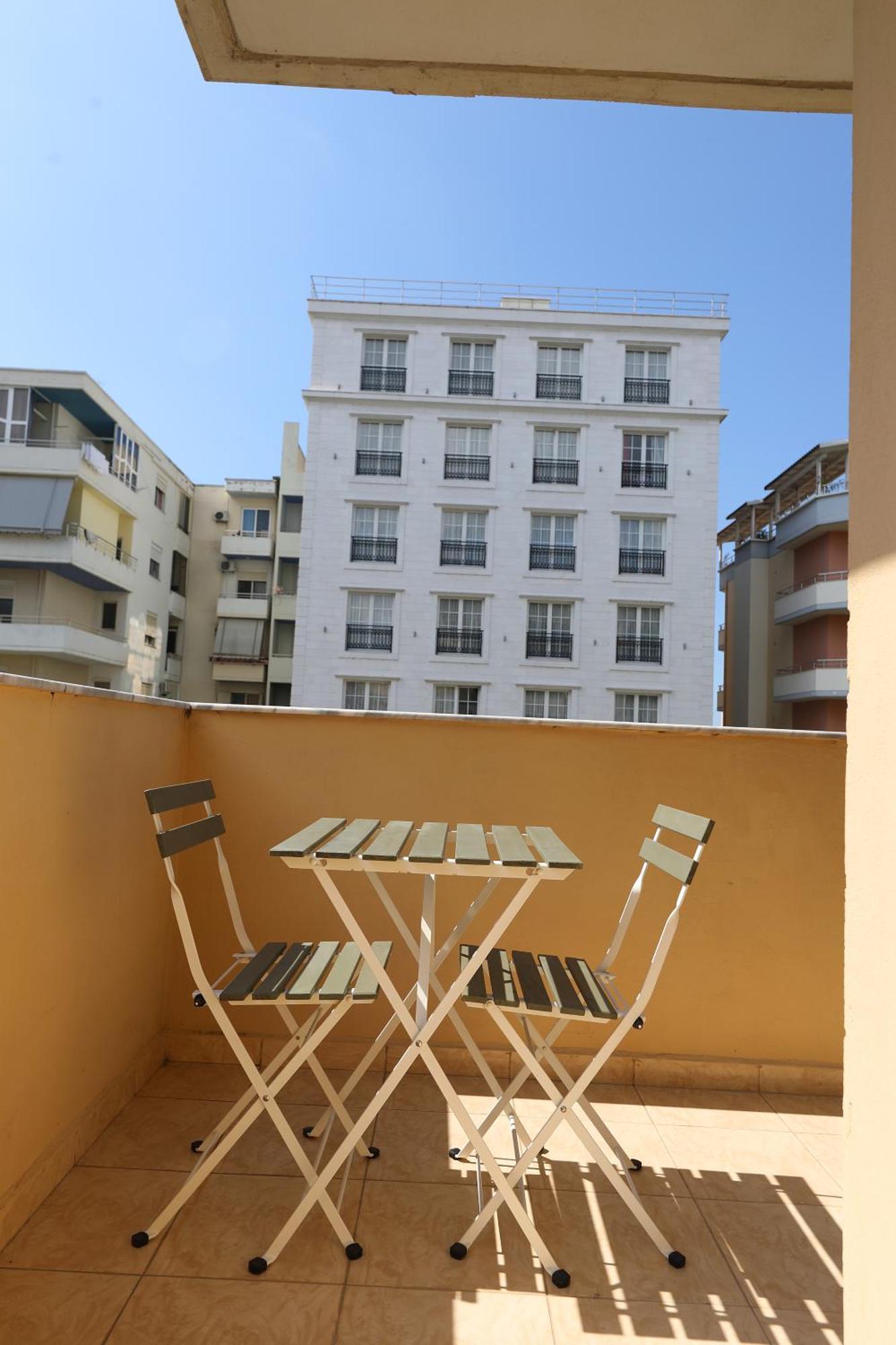 Sunny Side Apartments Vlorë Exterior foto